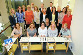 Volksbank schenkt Kindergärten Matschküchen